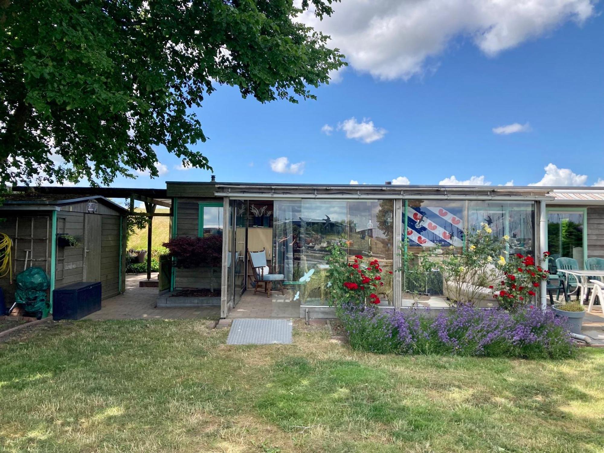 4 Pers Holiday Home Hilla With Winter Garden In Front Of The Dike Directly On The Lauwersmeer Anjum Extérieur photo