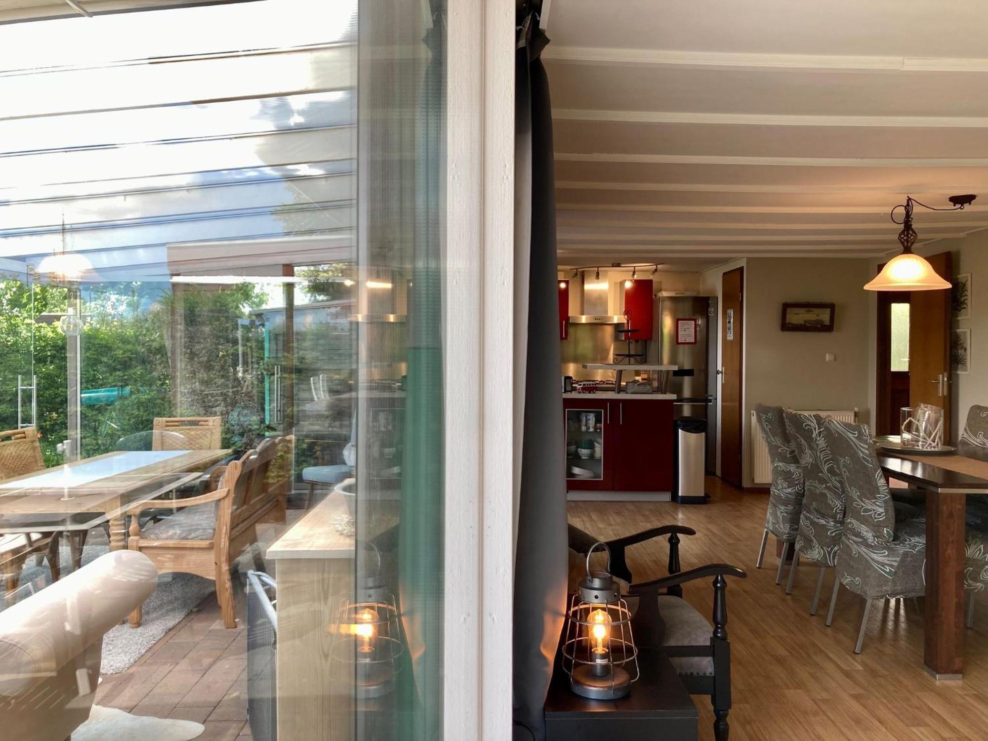 4 Pers Holiday Home Hilla With Winter Garden In Front Of The Dike Directly On The Lauwersmeer Anjum Extérieur photo