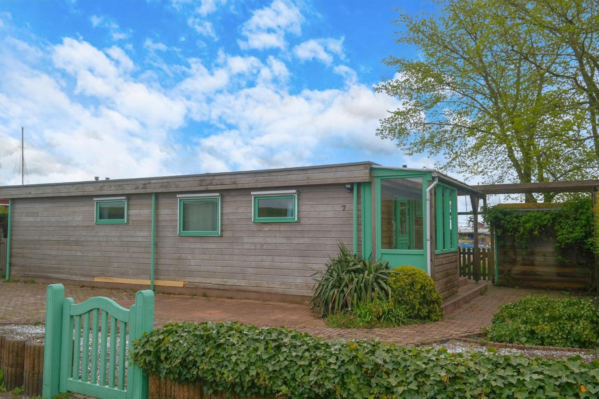 4 Pers Holiday Home Hilla With Winter Garden In Front Of The Dike Directly On The Lauwersmeer Anjum Extérieur photo